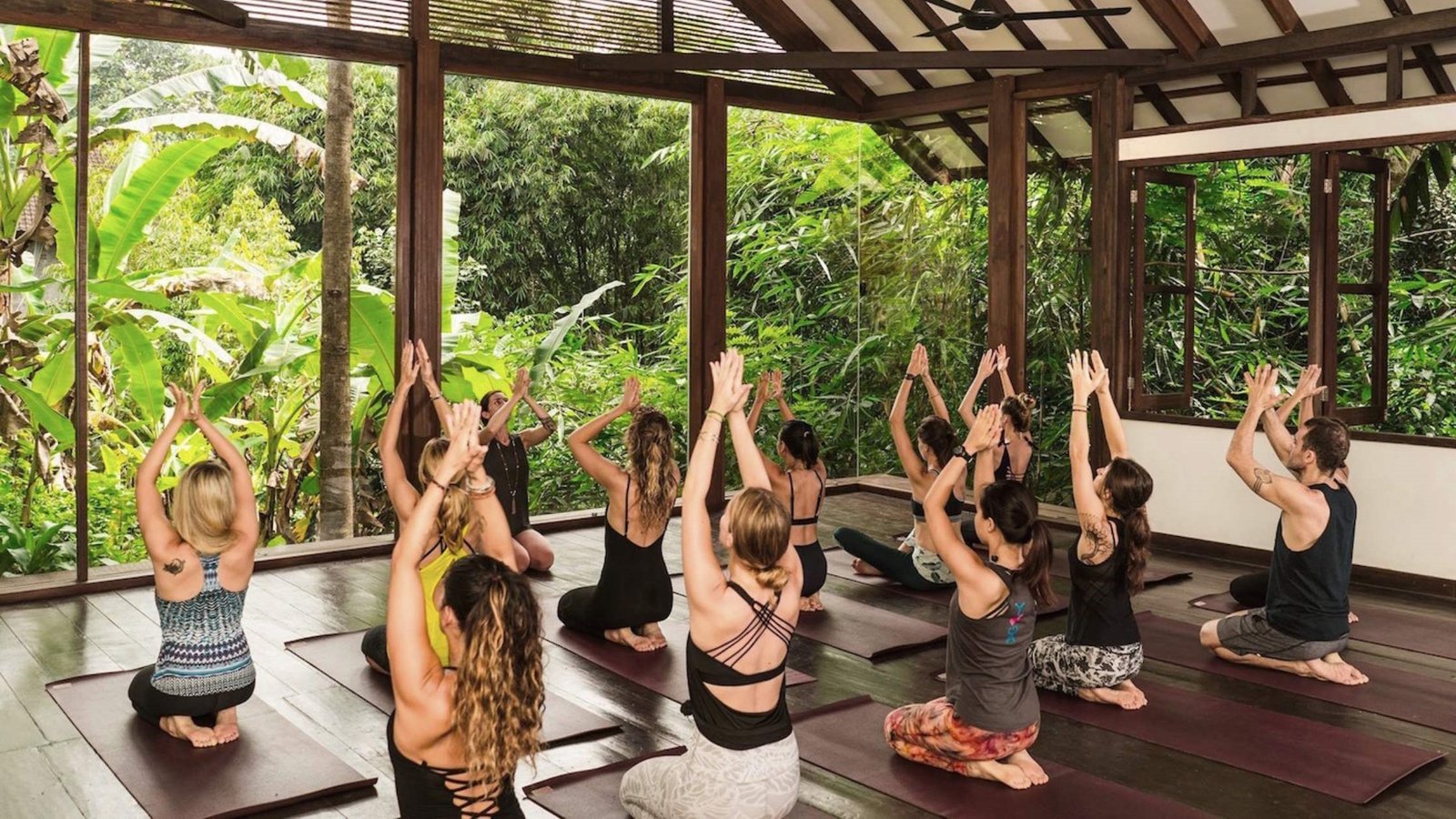 xr:d:DAFR6h6s5WI:37,j:41022076504,t:22111512